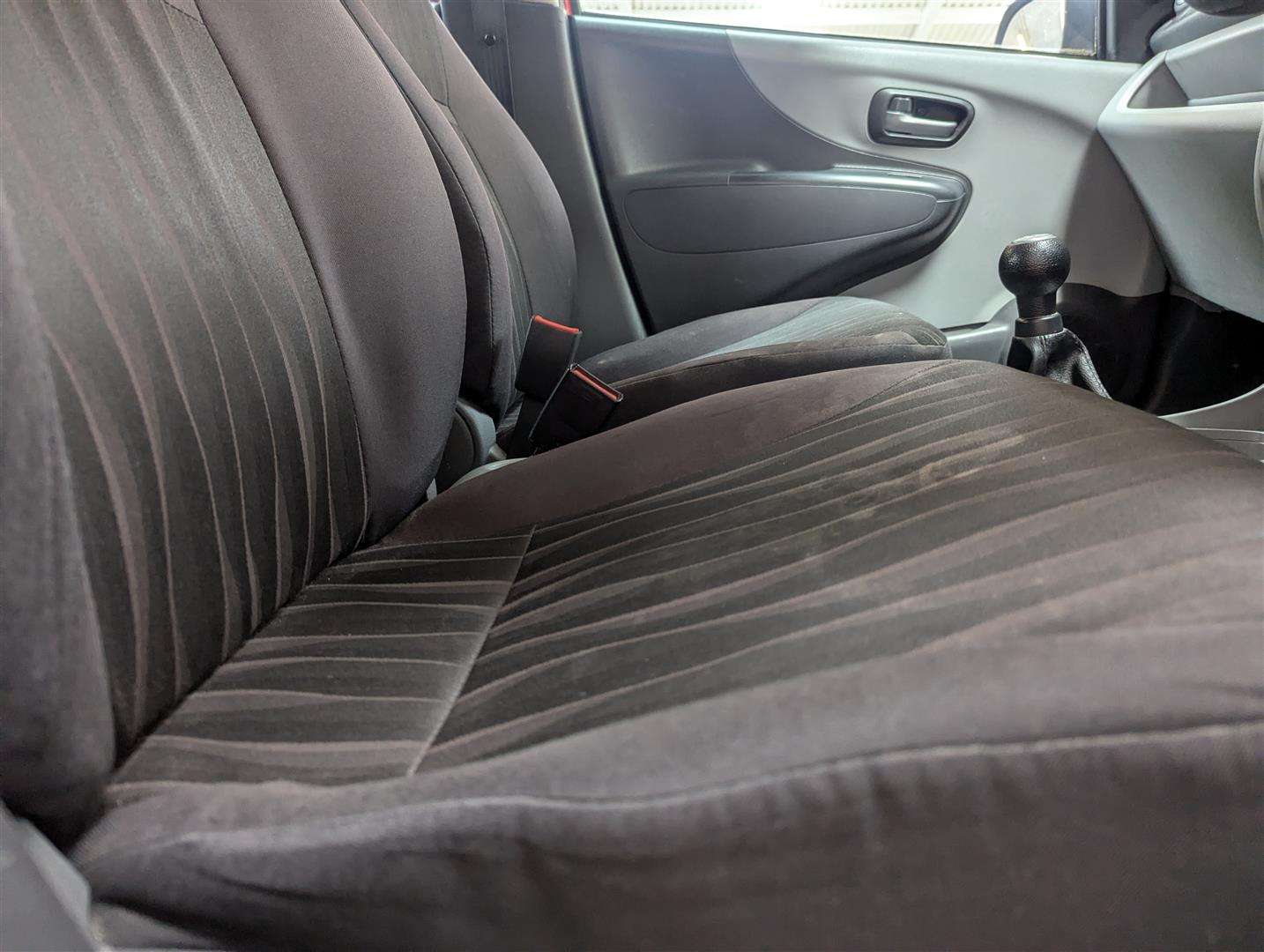 <p>2010 NISSAN PIXO N-TEC</p>
