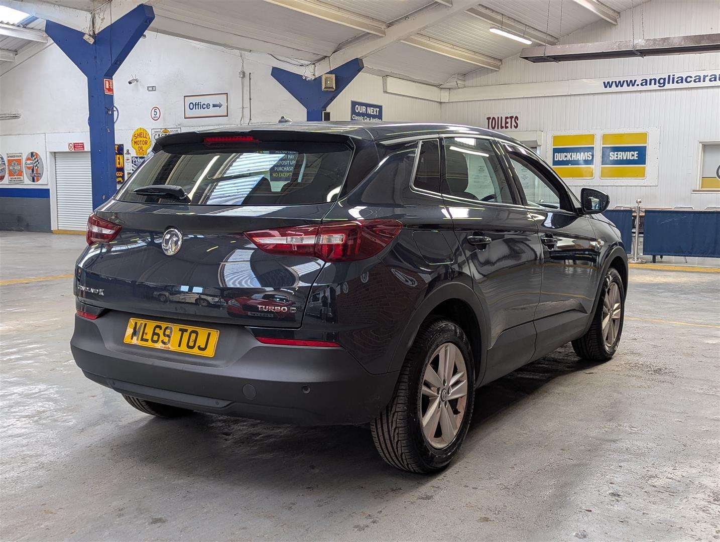 <p>2019 VAUXHALL GRANDLAND X SE TURBO D S/</p>