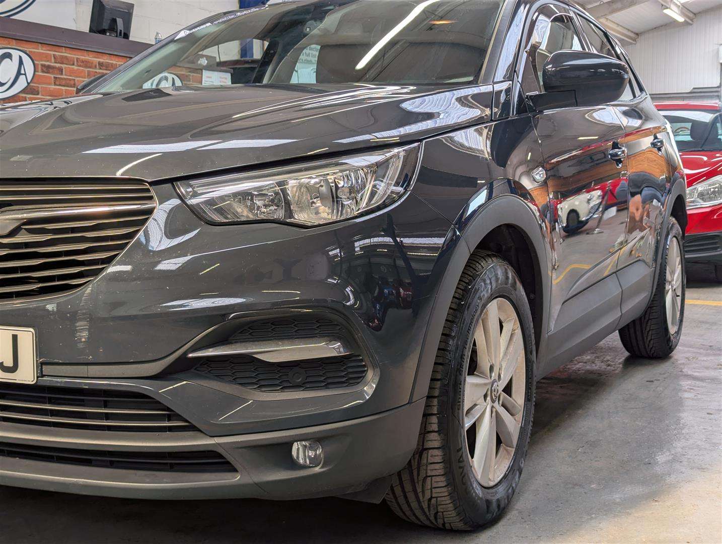 <p>2019 VAUXHALL GRANDLAND X SE TURBO D S/</p>