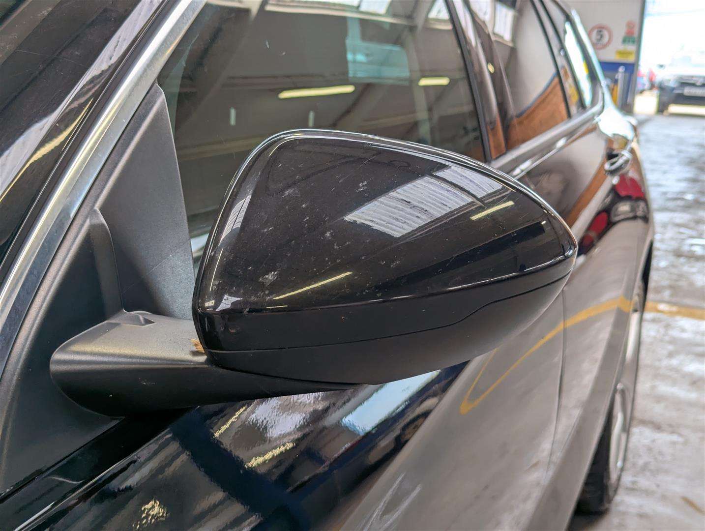 <p>2018 VAUXHALL INSIGNIA SRI NAV TURBO D</p>