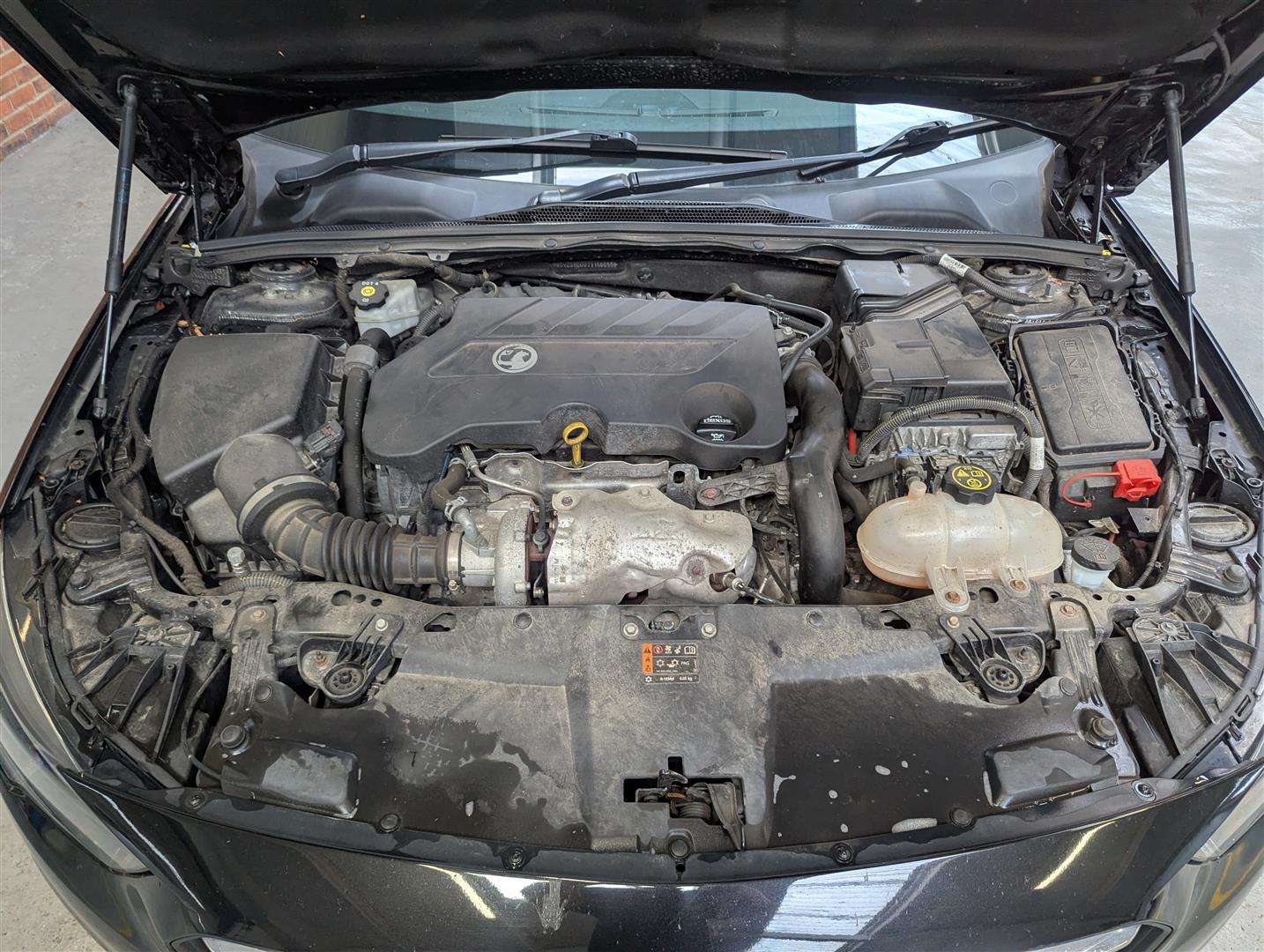 <p>2018 VAUXHALL INSIGNIA SRI NAV TURBO D</p>