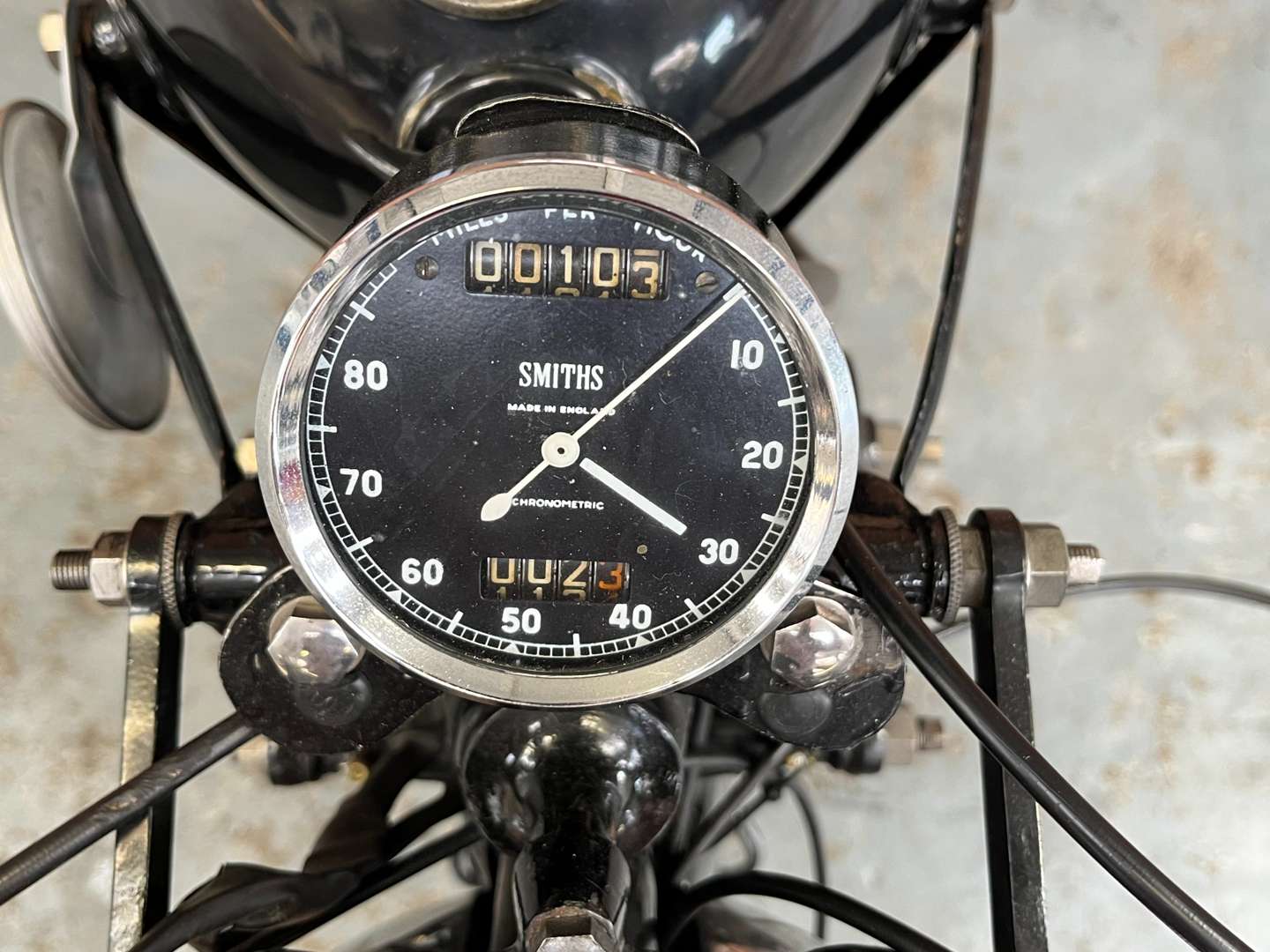 <p>1938 LEVIS MODEL B</p>