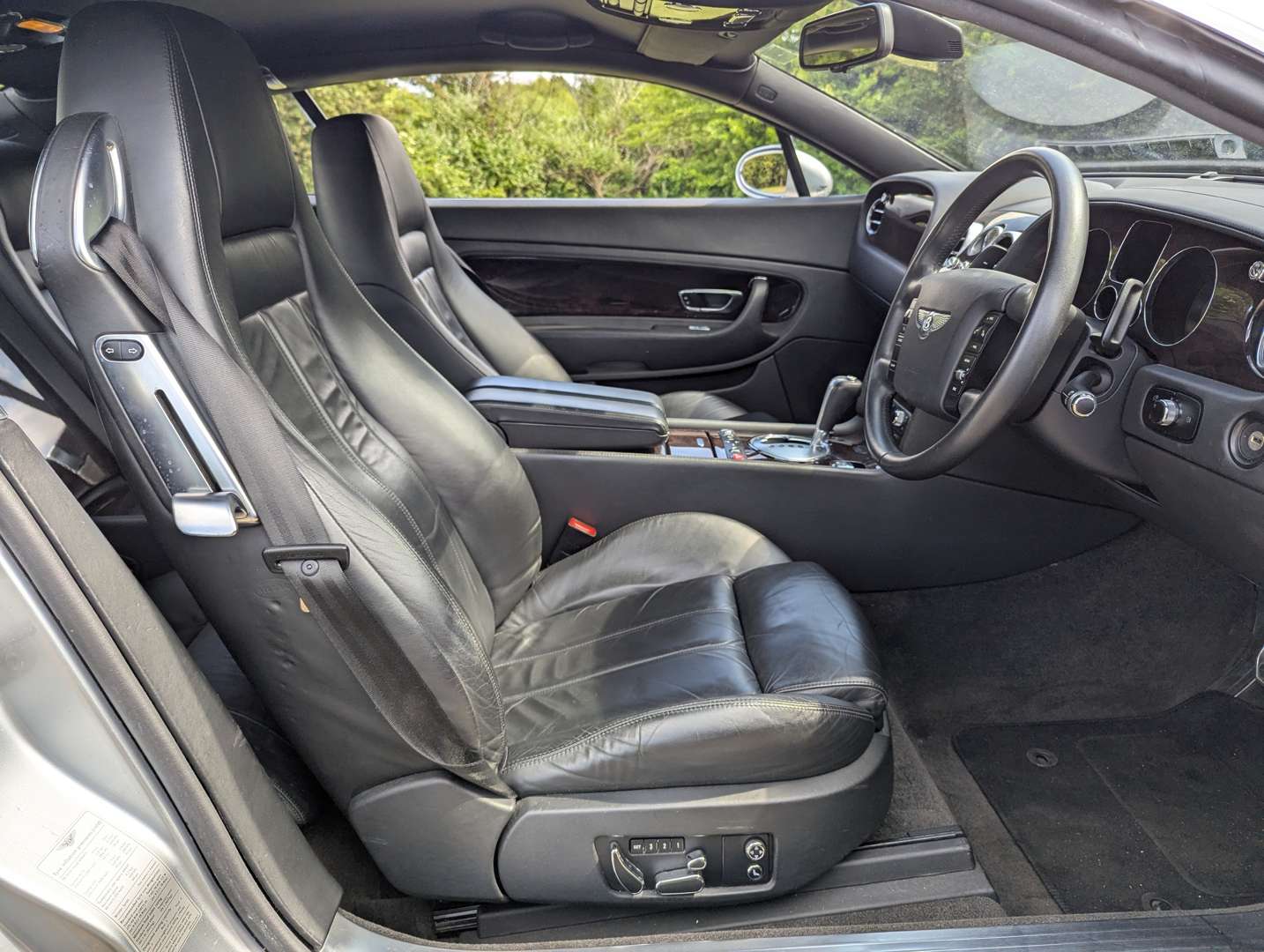 <p>2004 BENTLEY CONTINENTAL GT</p>