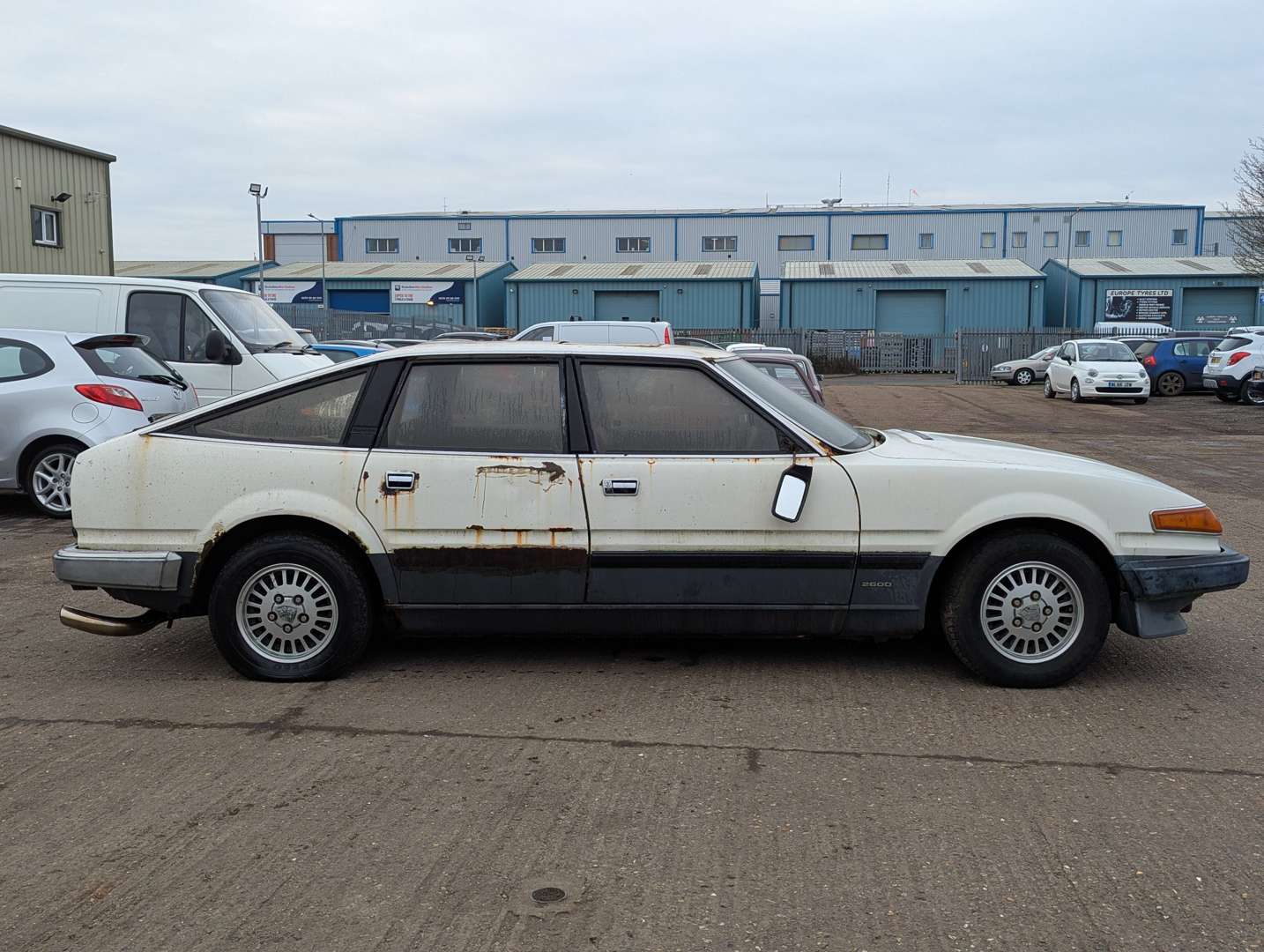 <p>ROVER SDI 2600 V8</p>