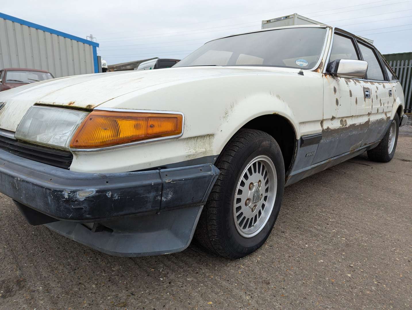 <p>ROVER SDI 2600 V8</p>