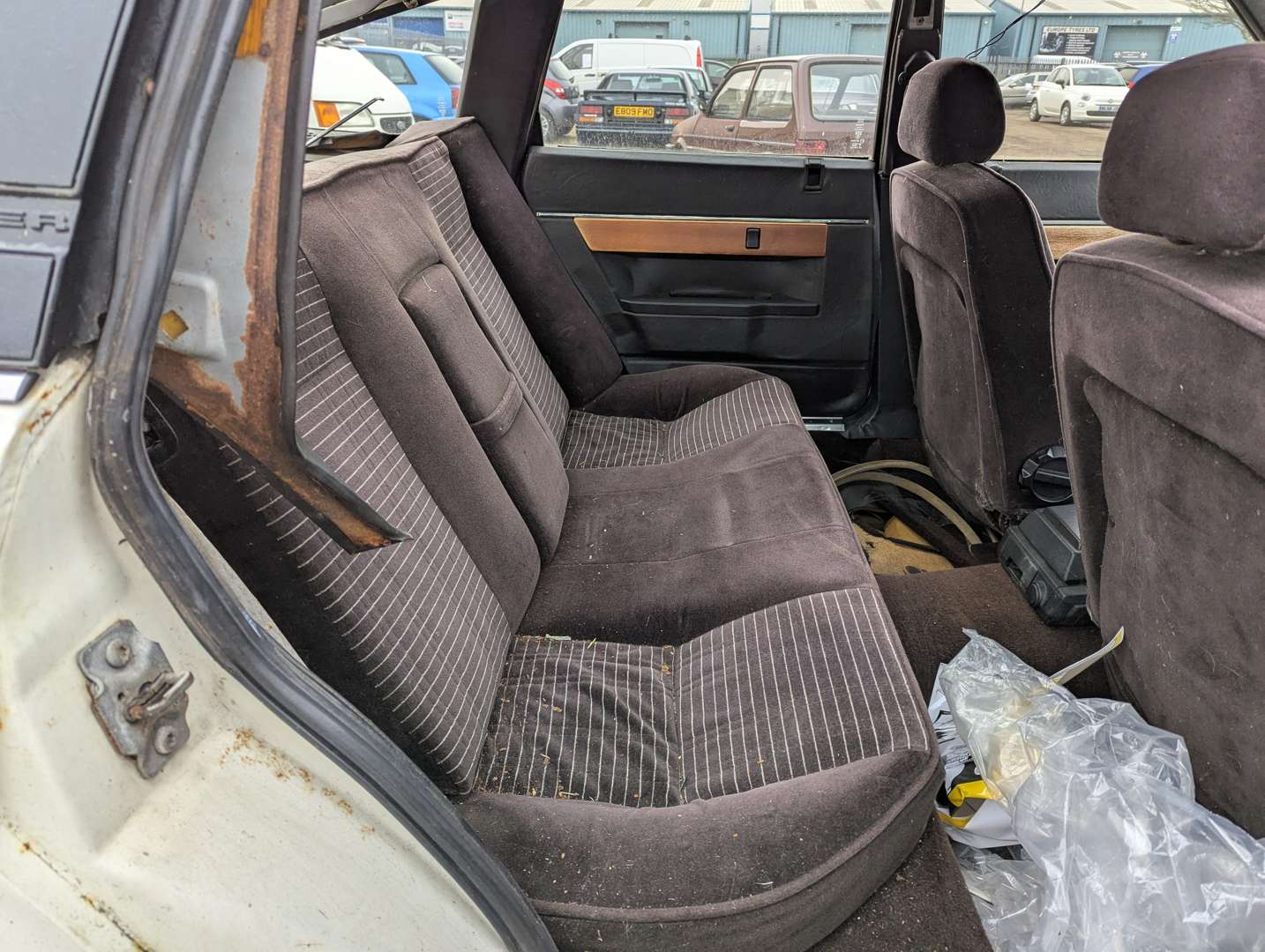 <p>ROVER SDI 2600 V8</p>