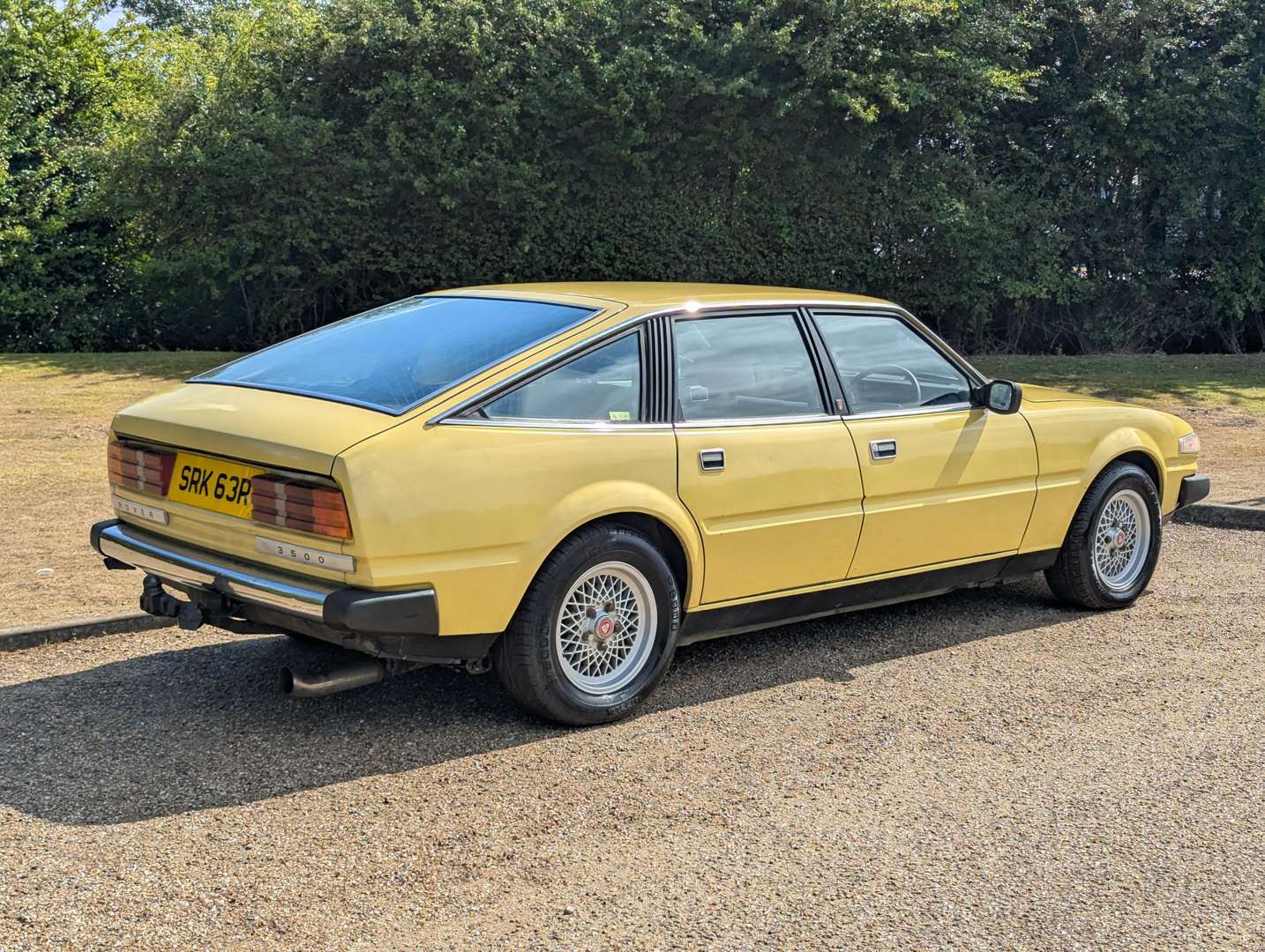 <p>1977 ROVER SD1 3500&nbsp;</p>