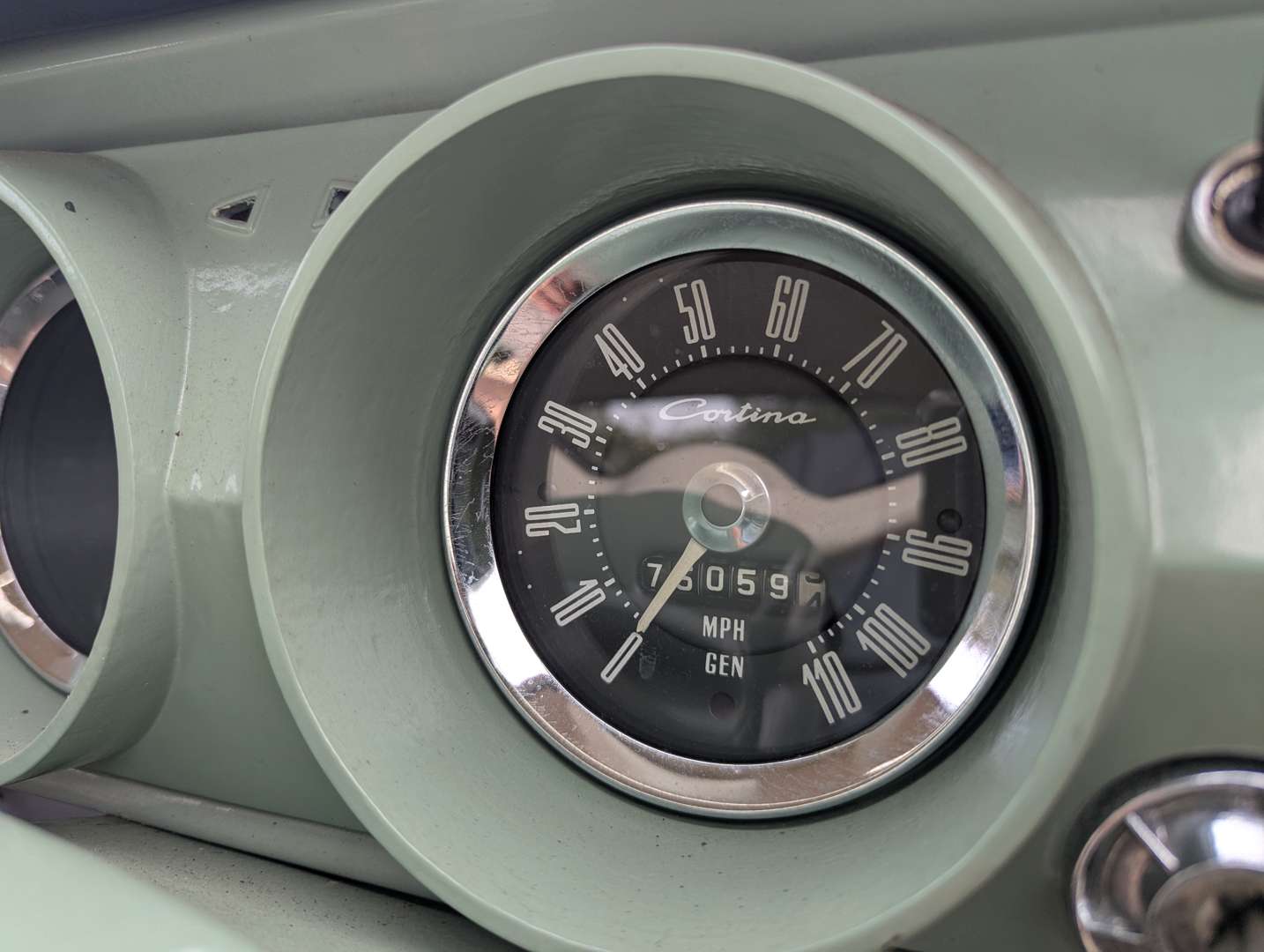 <p>1966 FORD CORTINA SUPER</p>