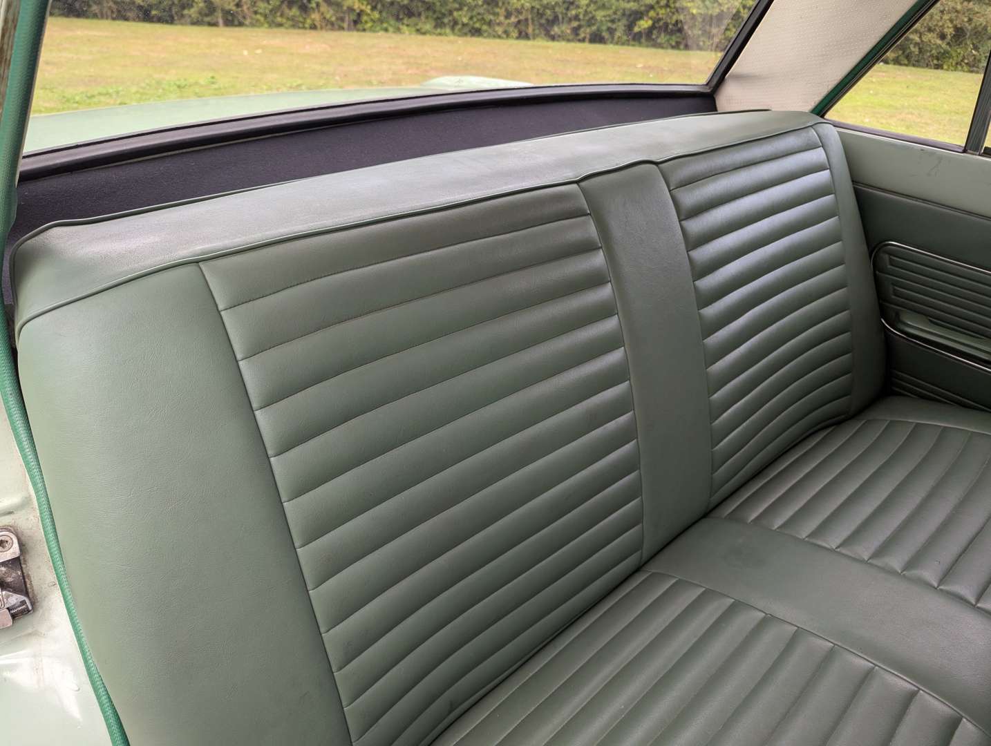 <p>1966 FORD CORTINA SUPER</p>