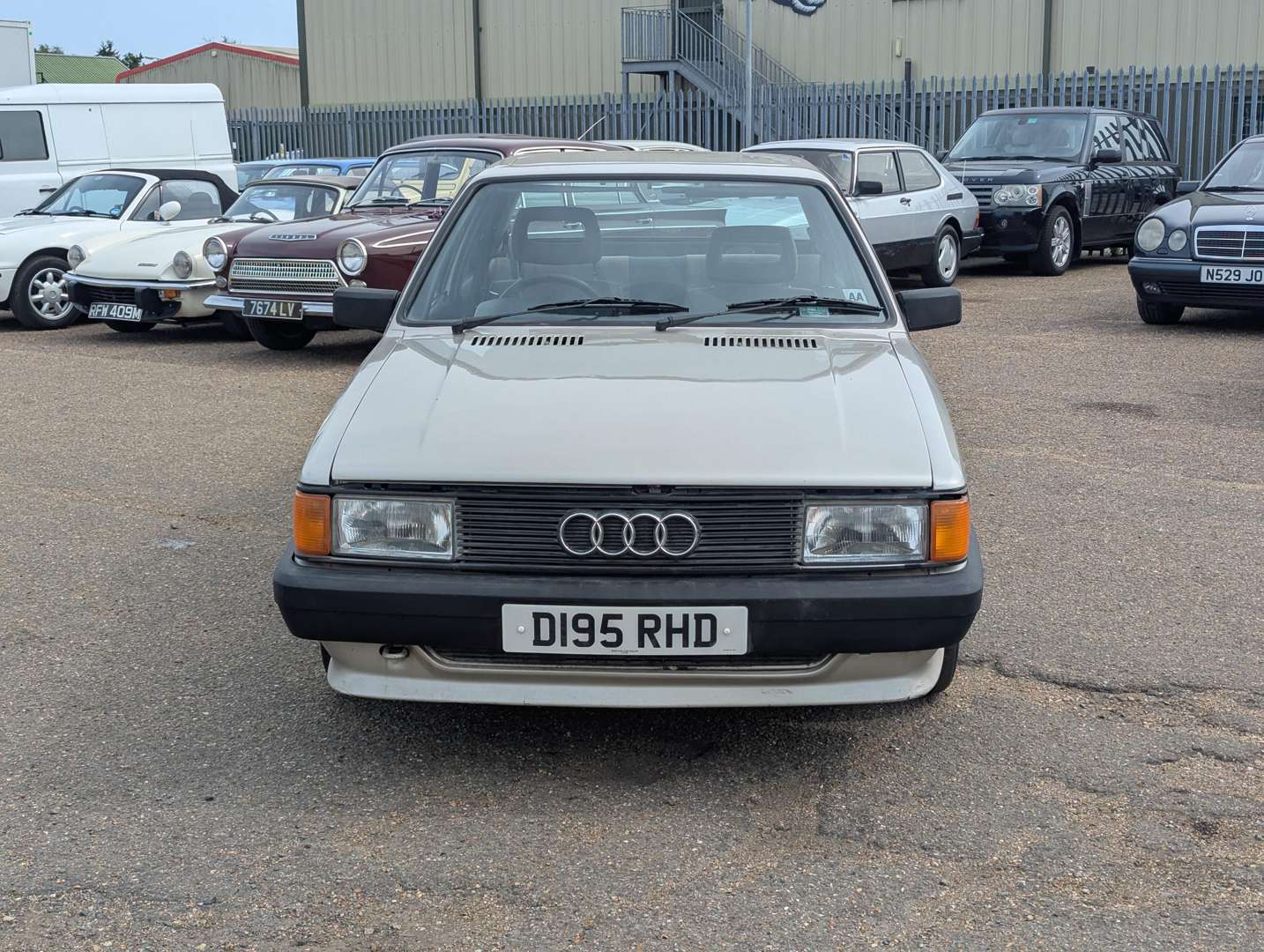 <p>1986 AUDI 80 SPORT B2</p>