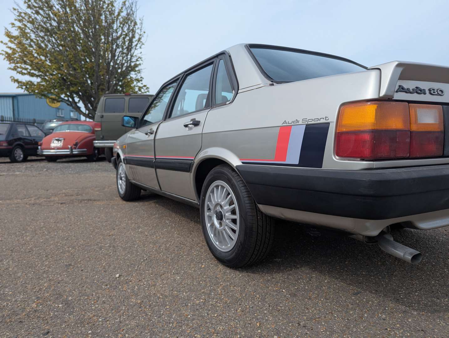 <p>1986 AUDI 80 SPORT B2</p>