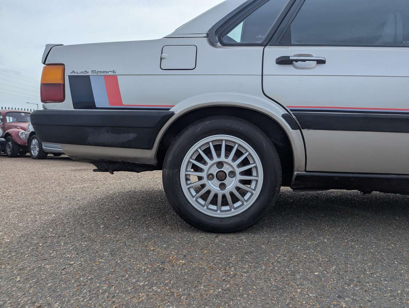 <p>1986 AUDI 80 SPORT B2</p>