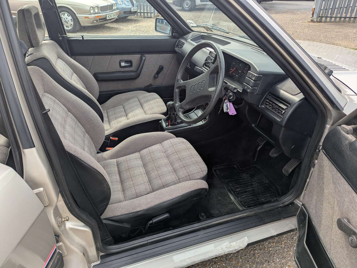 <p>1986 AUDI 80 SPORT B2</p>