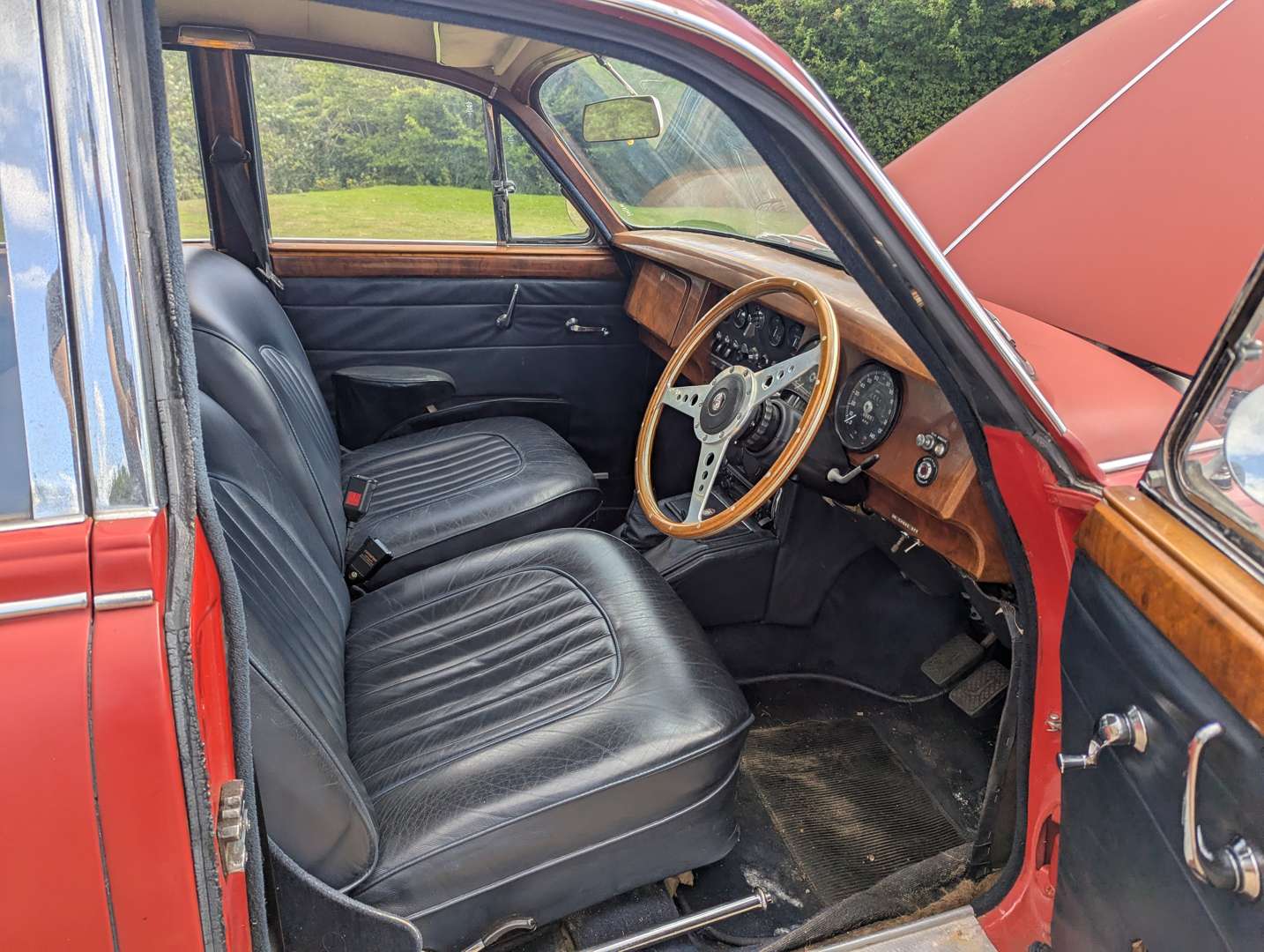 <p>1967 JAGUAR 340</p>