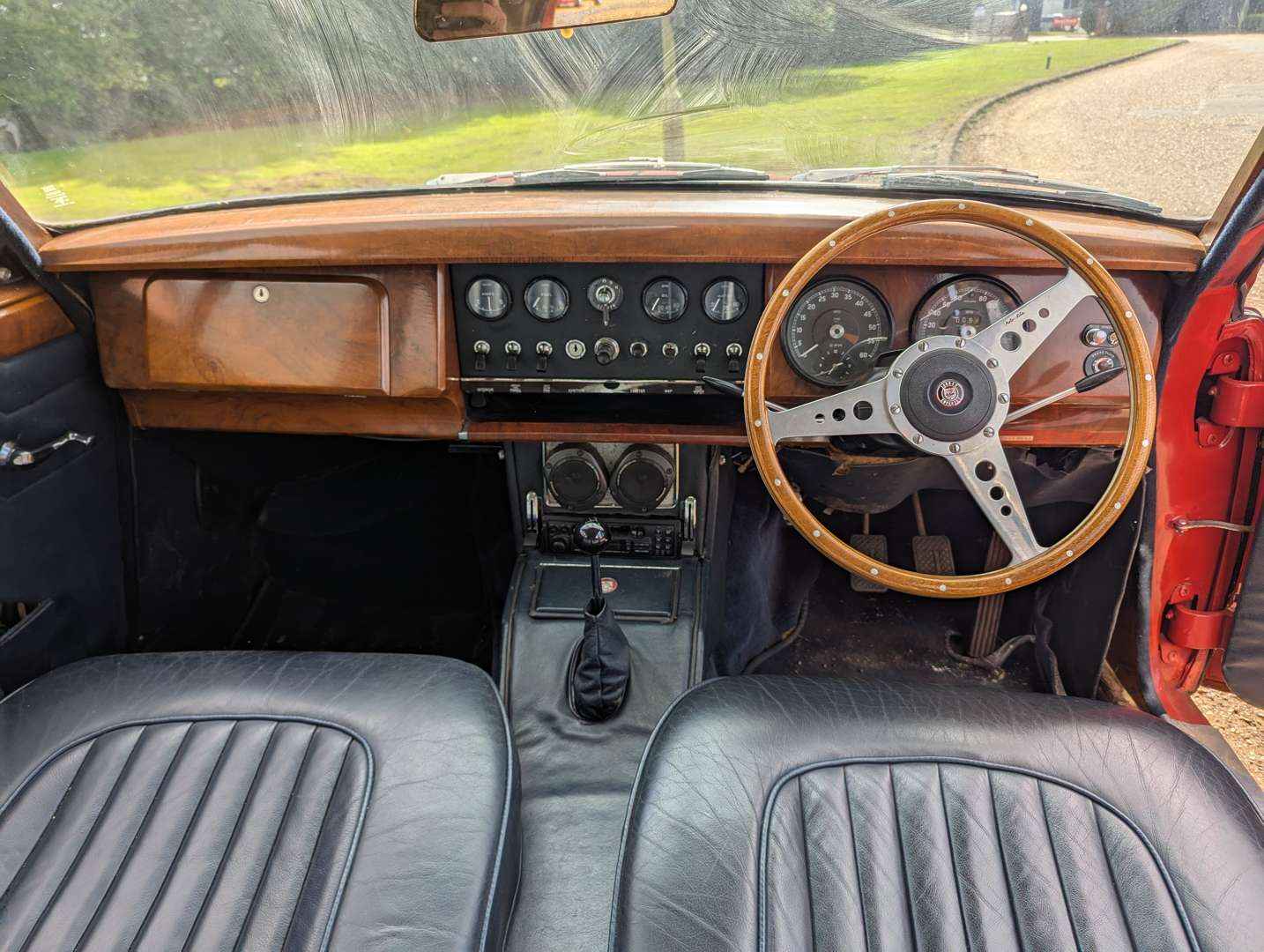 <p>1967 JAGUAR 340</p>
