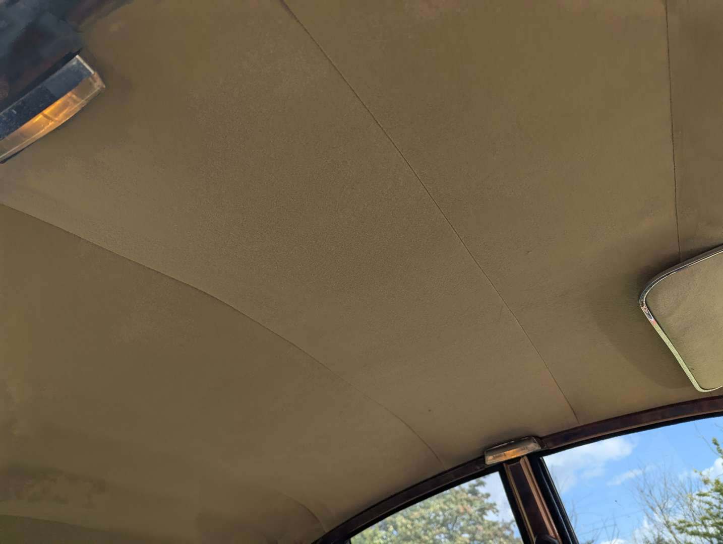 <p>1967 JAGUAR 340</p>