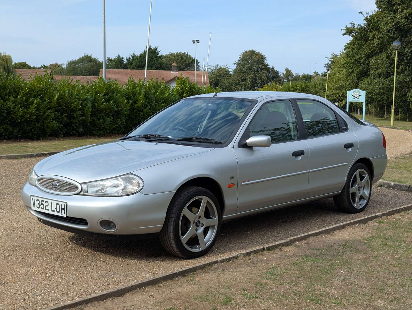 <p>1999 FORD MONDEO 1.8 ZETEC</p>