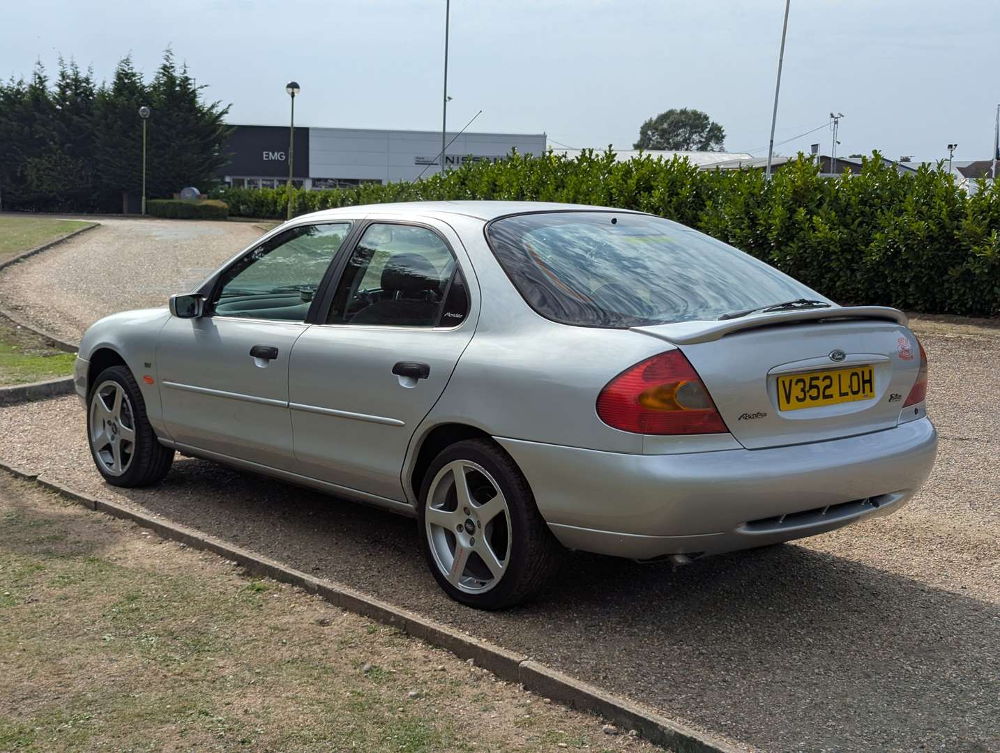 <p>1999 FORD MONDEO 1.8 ZETEC</p>