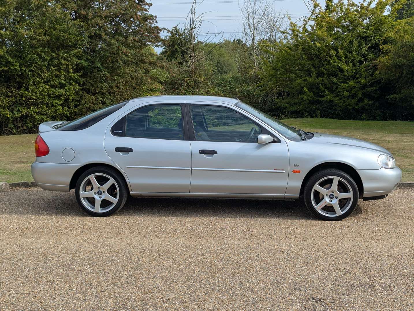 <p>1999 FORD MONDEO 1.8 ZETEC</p>