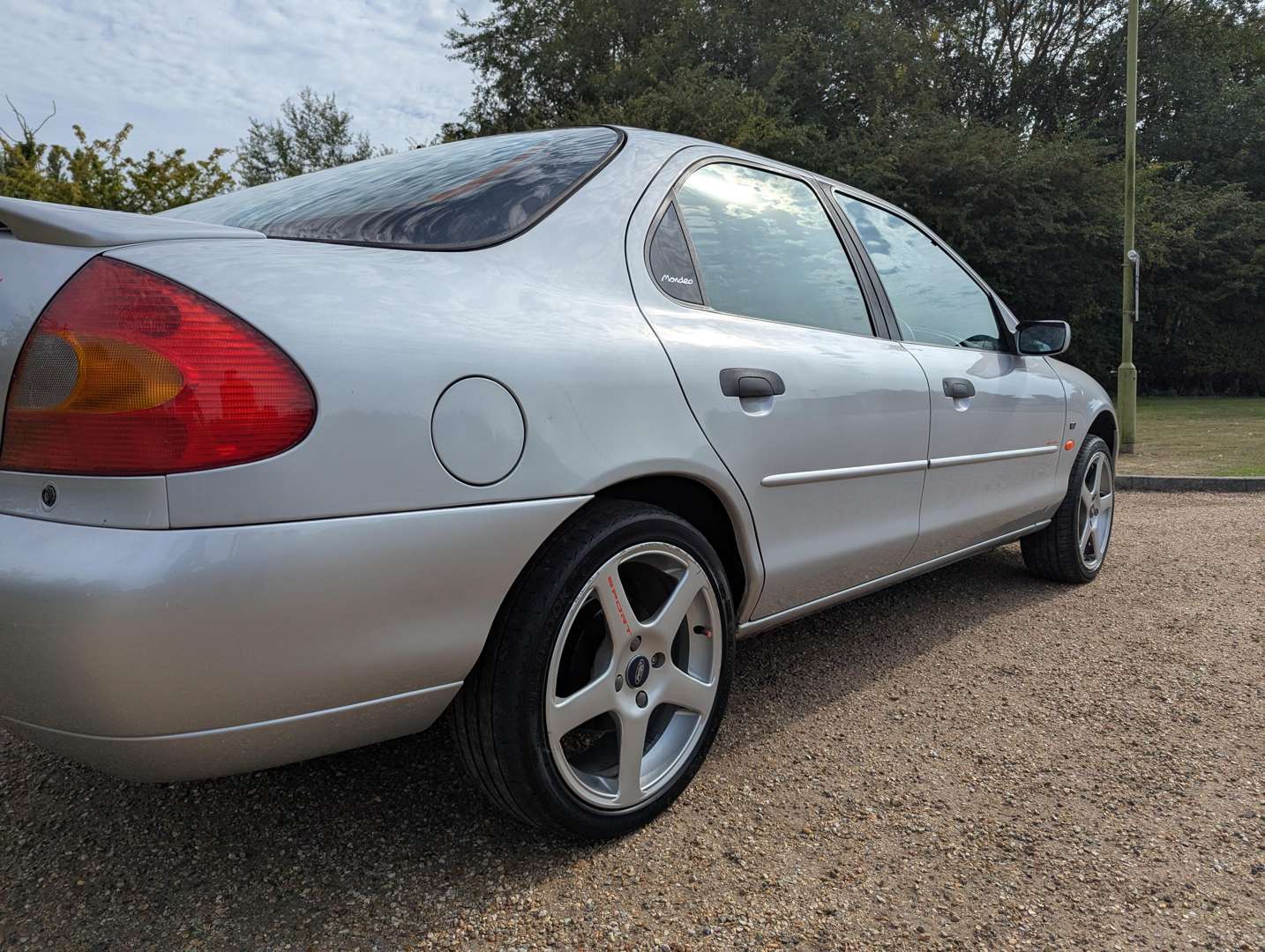 <p>1999 FORD MONDEO 1.8 ZETEC</p>