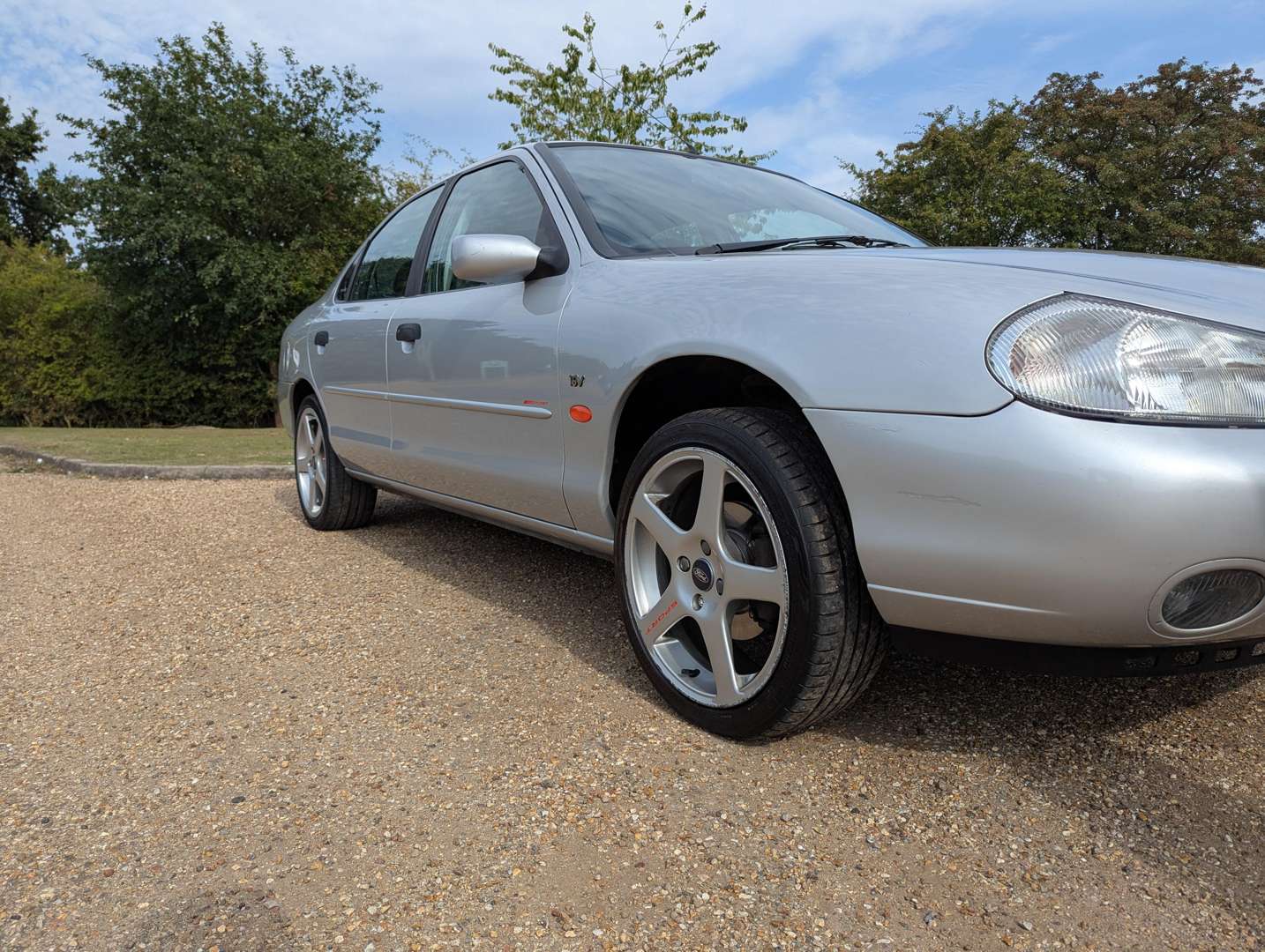 <p>1999 FORD MONDEO 1.8 ZETEC</p>