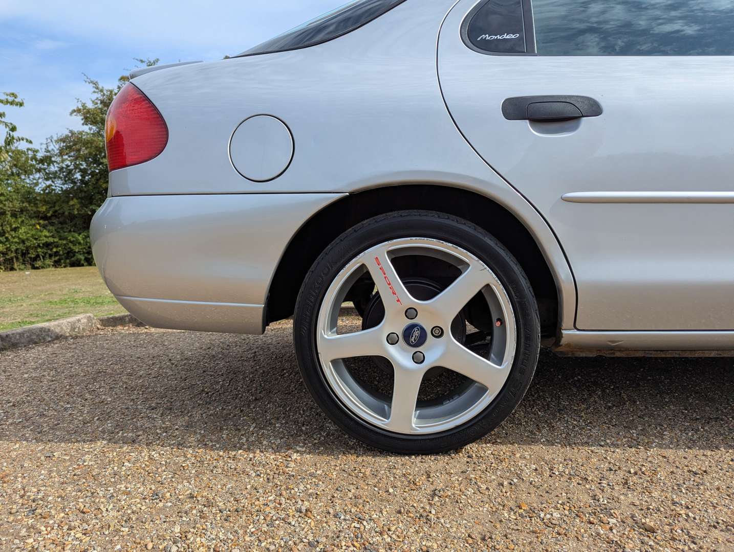 <p>1999 FORD MONDEO 1.8 ZETEC</p>