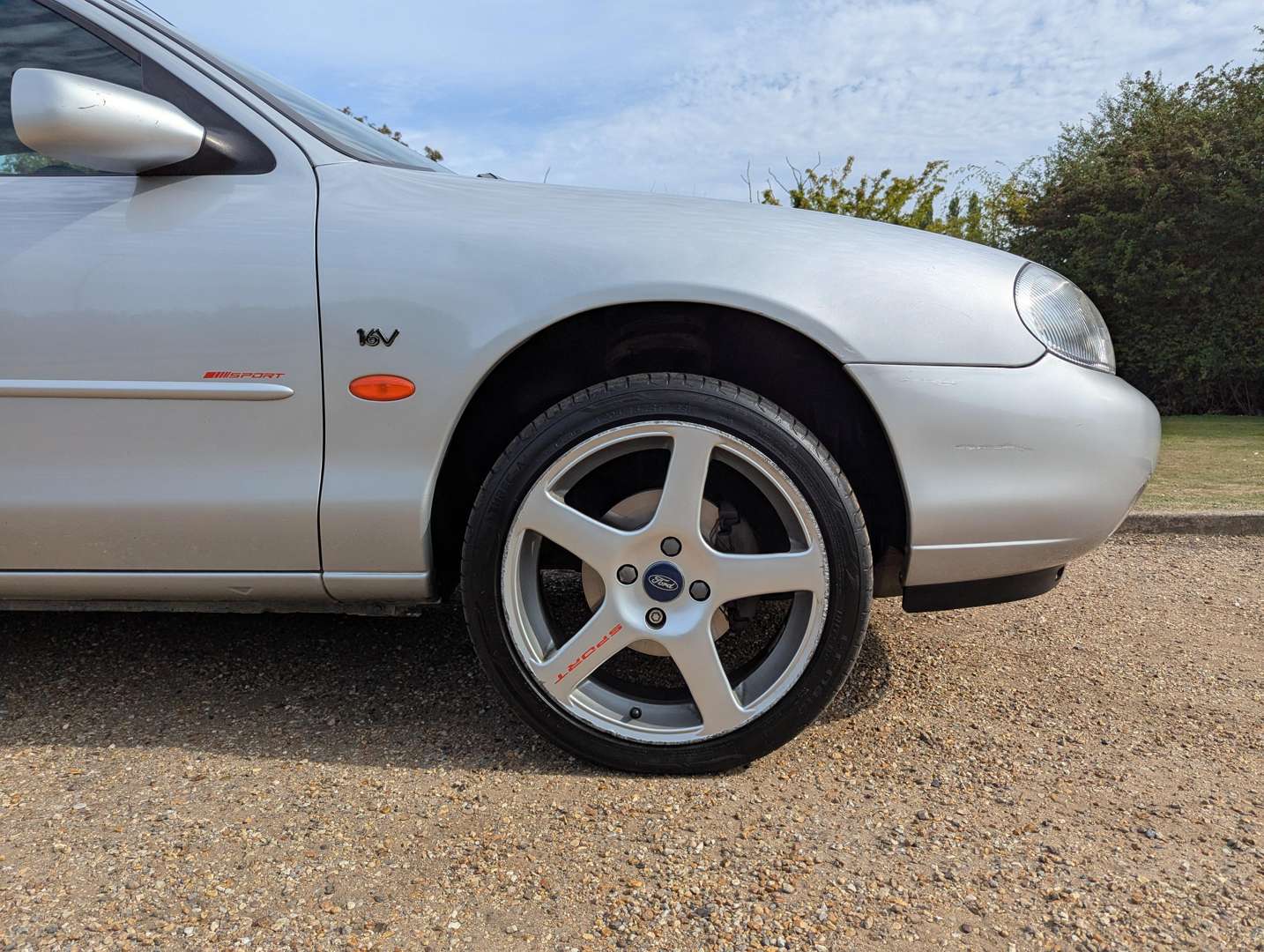 <p>1999 FORD MONDEO 1.8 ZETEC</p>