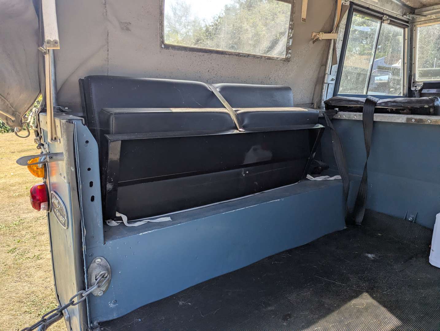 <p>1970 LAND ROVER 88" SIIA</p>