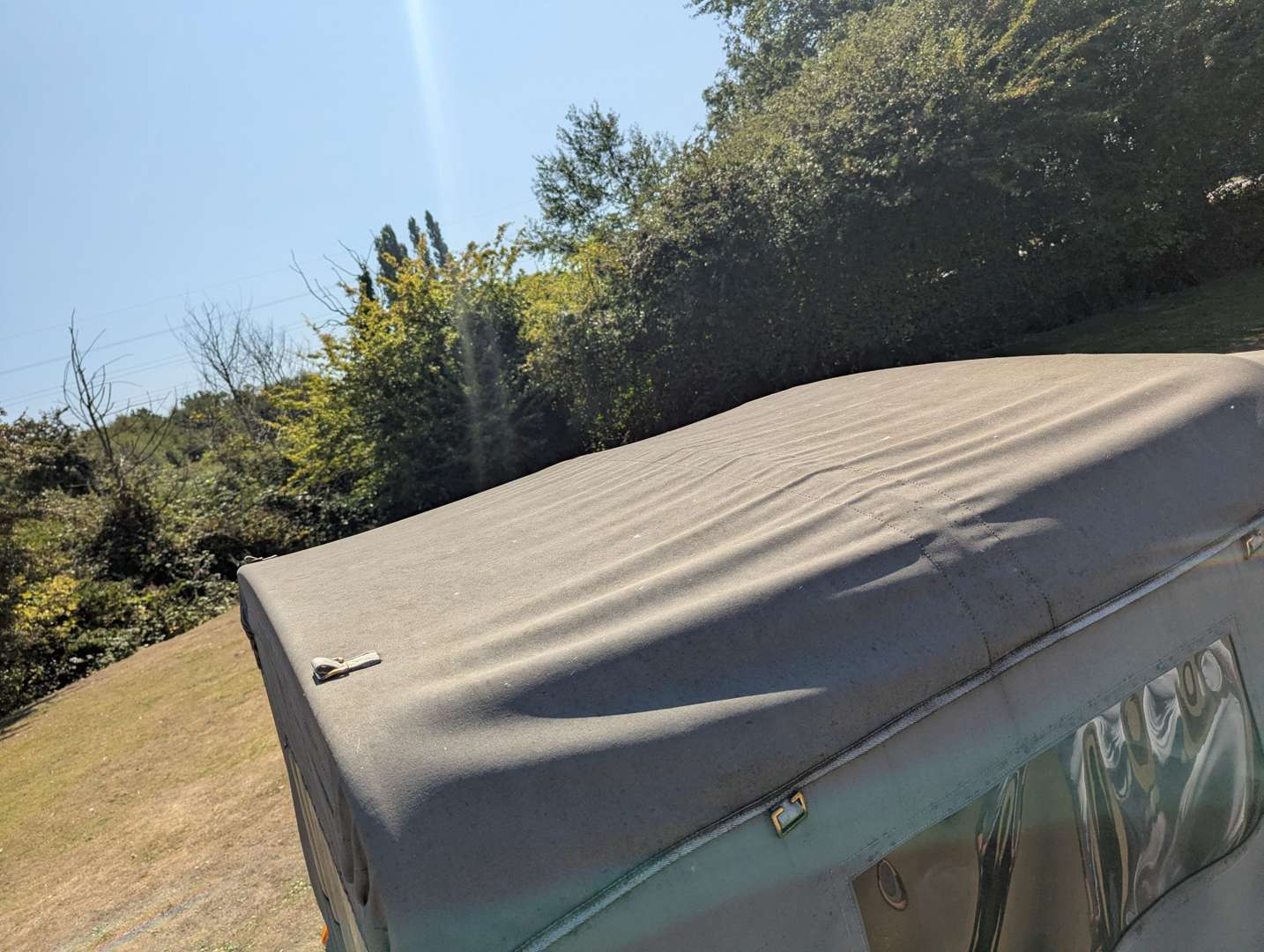 <p>1970 LAND ROVER 88" SIIA</p>