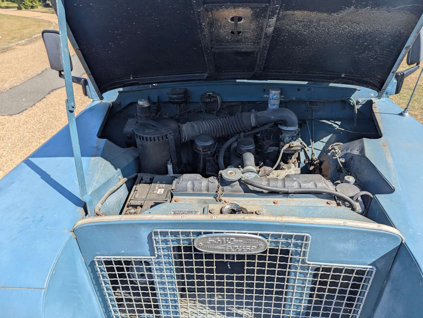 <p>1970 LAND ROVER 88" SIIA</p>