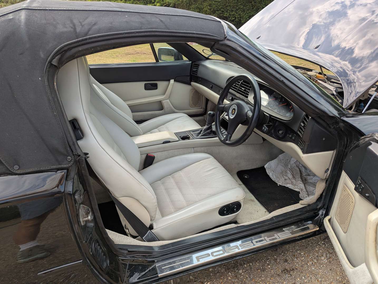 <p>1989 PORSCHE 944 S2 CABRIOLET</p>