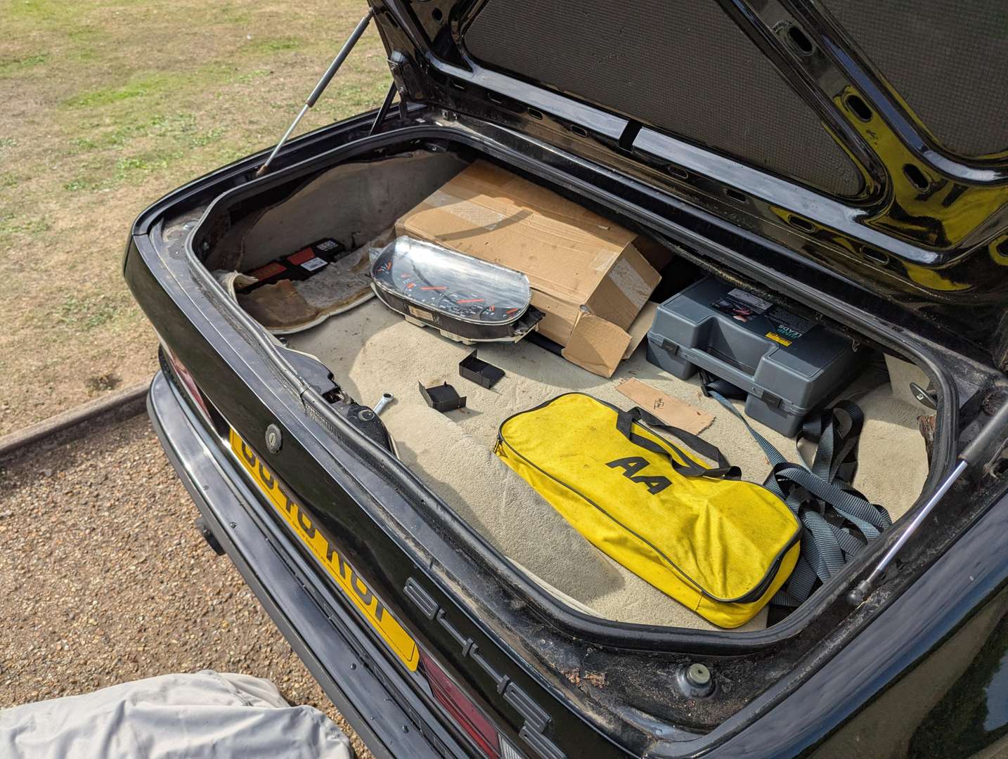 <p>1989 PORSCHE 944 S2 CABRIOLET</p>