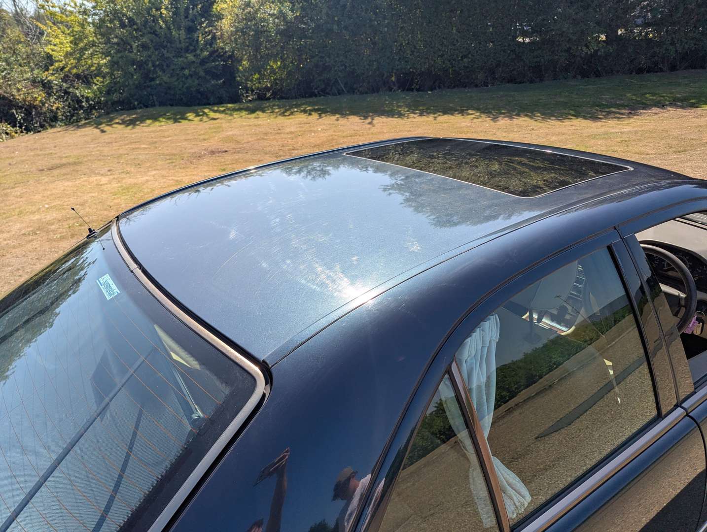 <p>1996 MERCEDES E320 ELEGANCE</p>