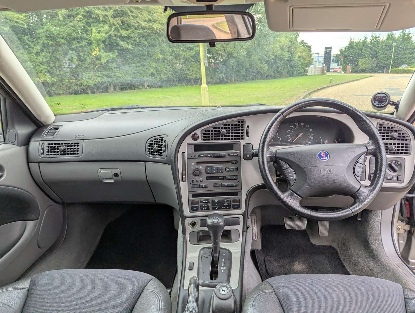 <p>2005 SAAB 9-5 VECTOR AUTO</p>