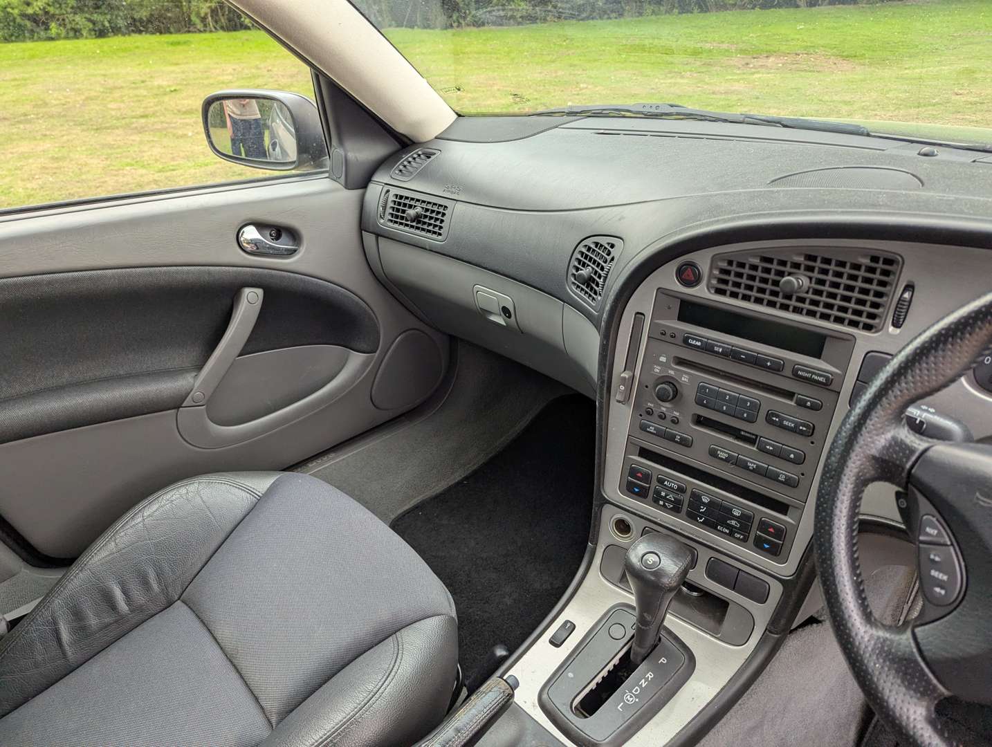 <p>2005 SAAB 9-5 VECTOR AUTO</p>