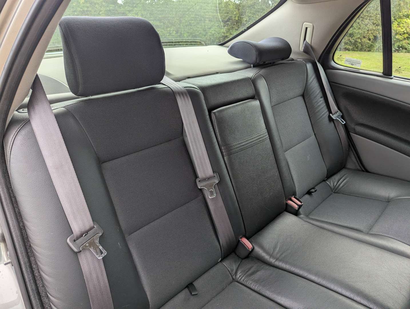 <p>2005 SAAB 9-5 VECTOR AUTO</p>