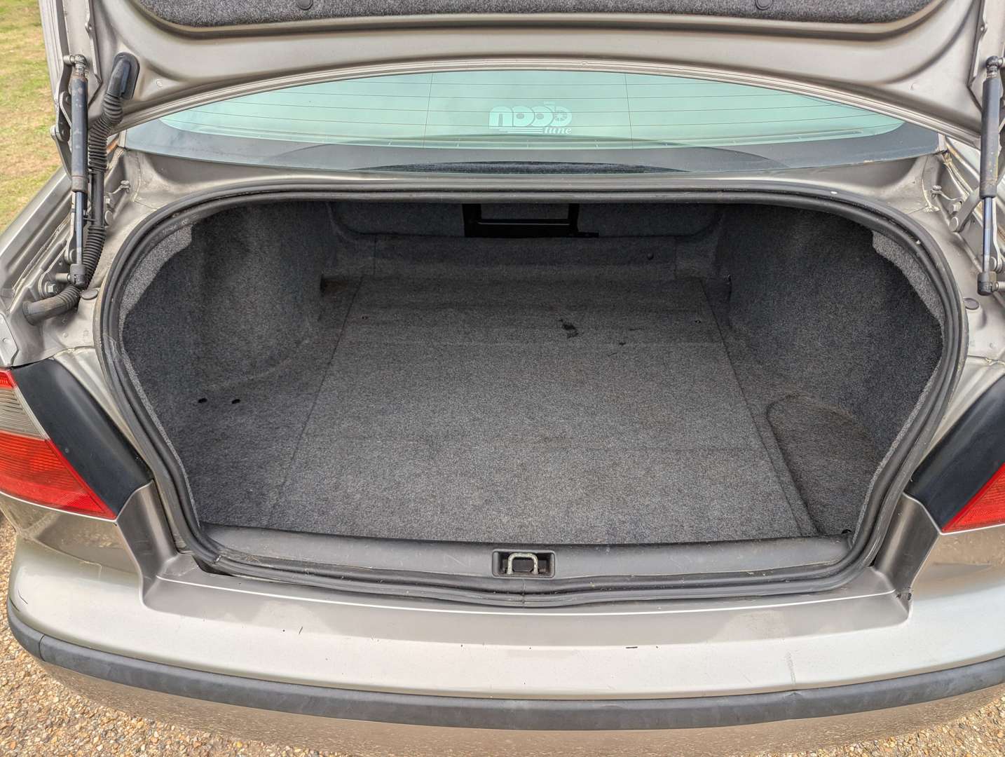 <p>2005 SAAB 9-5 VECTOR AUTO</p>