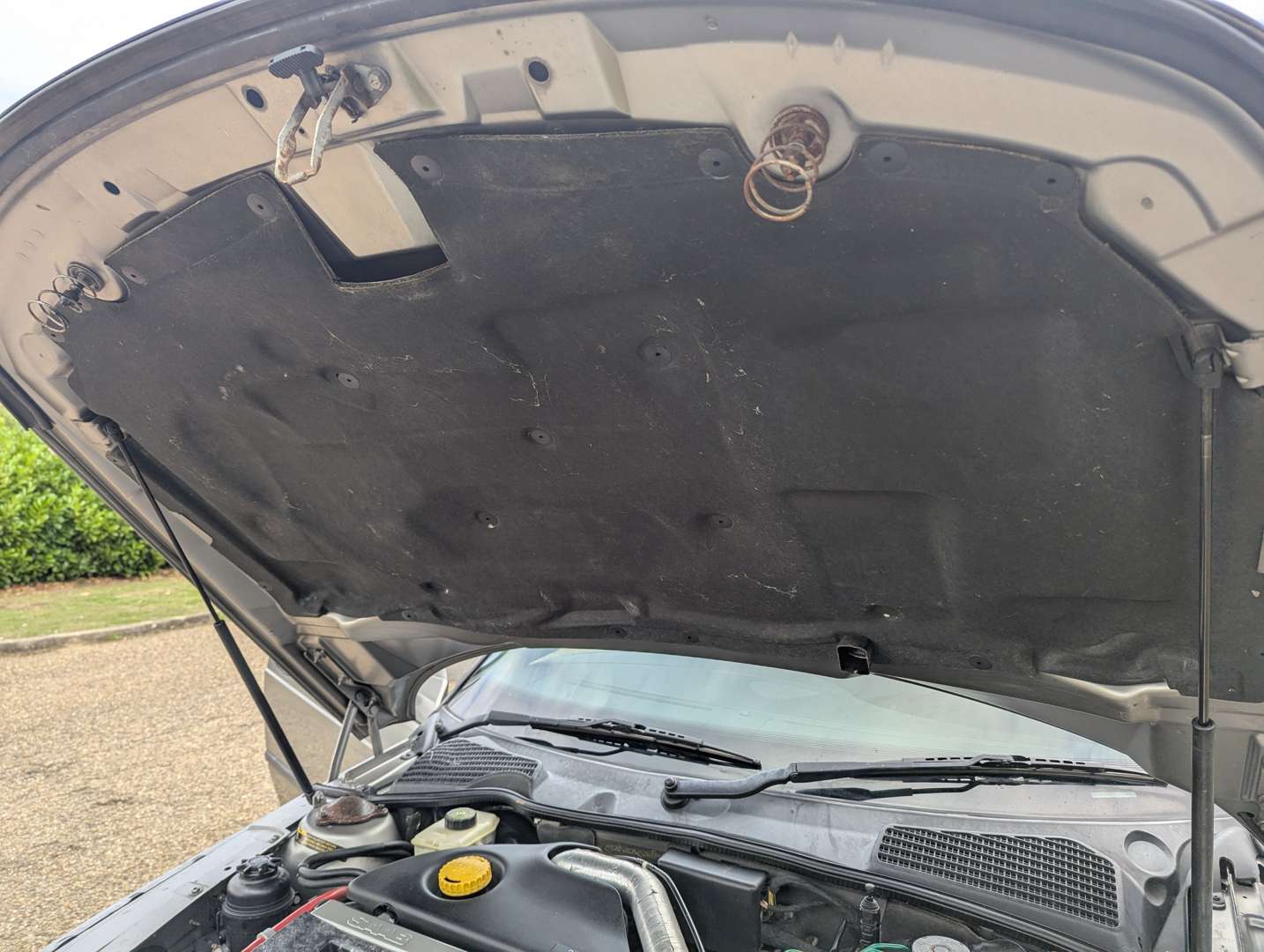 <p>2005 SAAB 9-5 VECTOR AUTO</p>