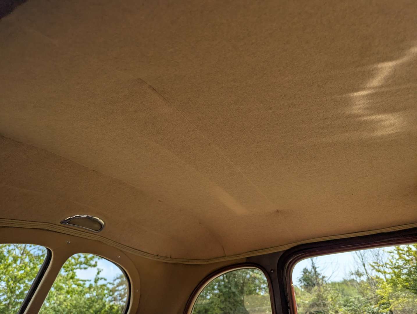 <p>1937 AUSTIN 10 CAMBRIDGE</p>