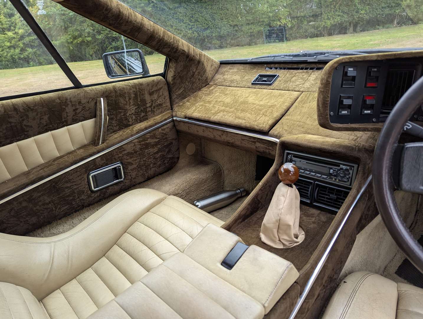 <p>1981 LOTUS ESPRIT</p>