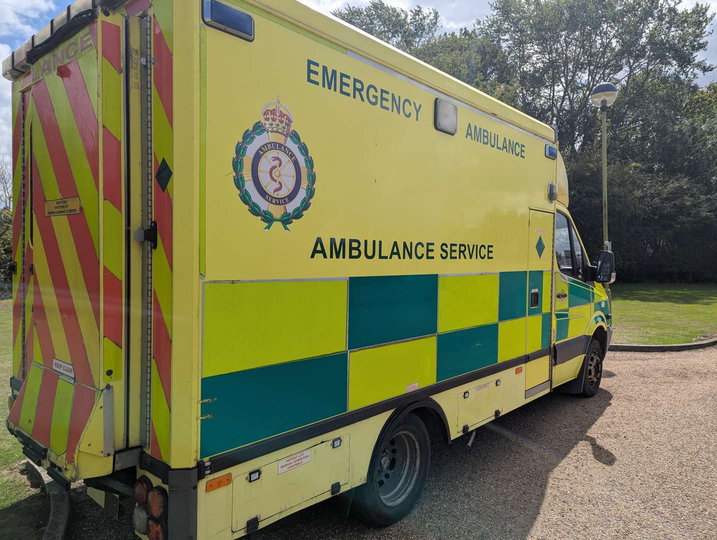 <p>2007 MERCEDES SPRINTER AMBULANCE</p>