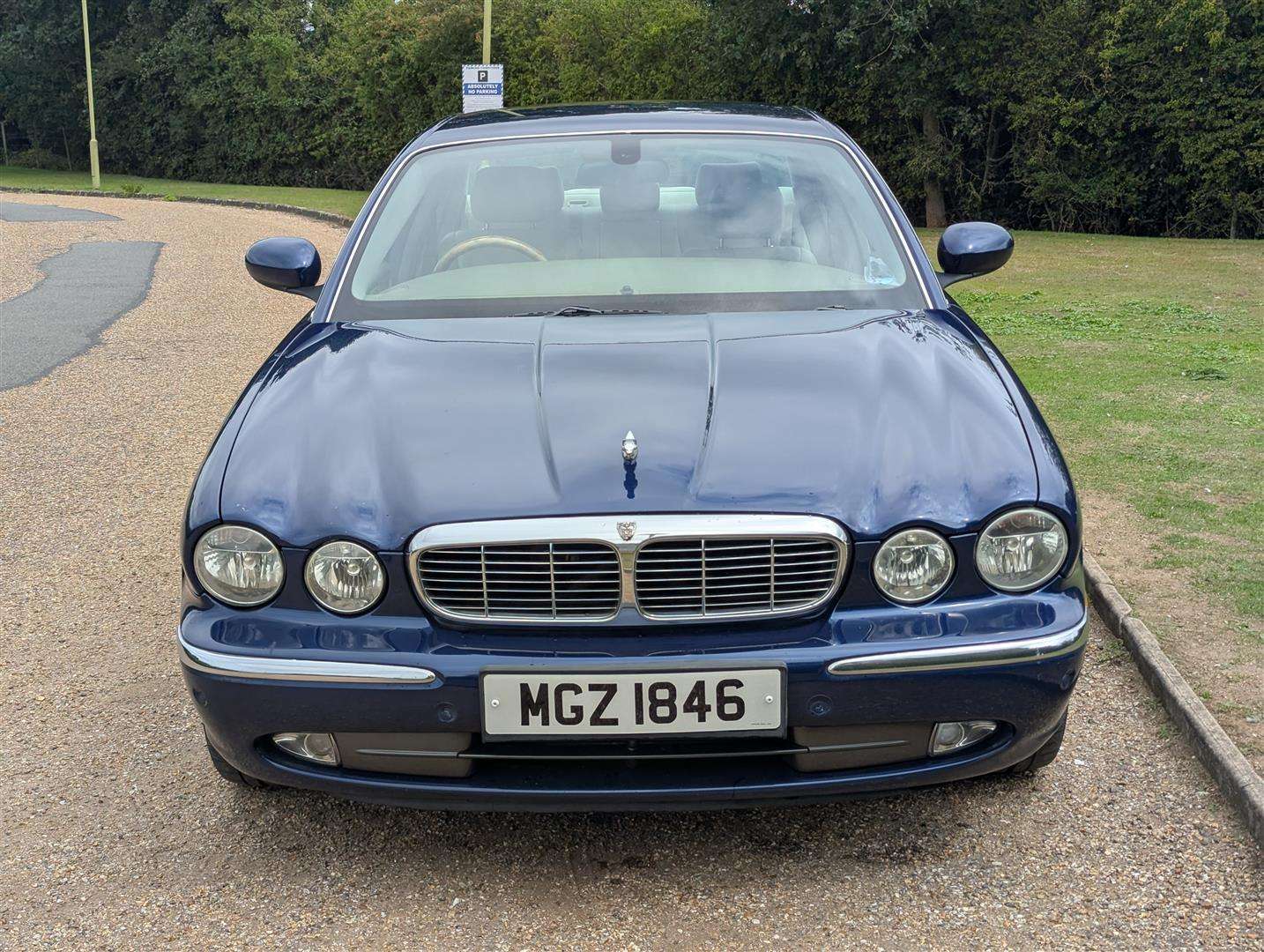 <p>2003 JAGUAR XJ8 V8 SE AUTO</p>