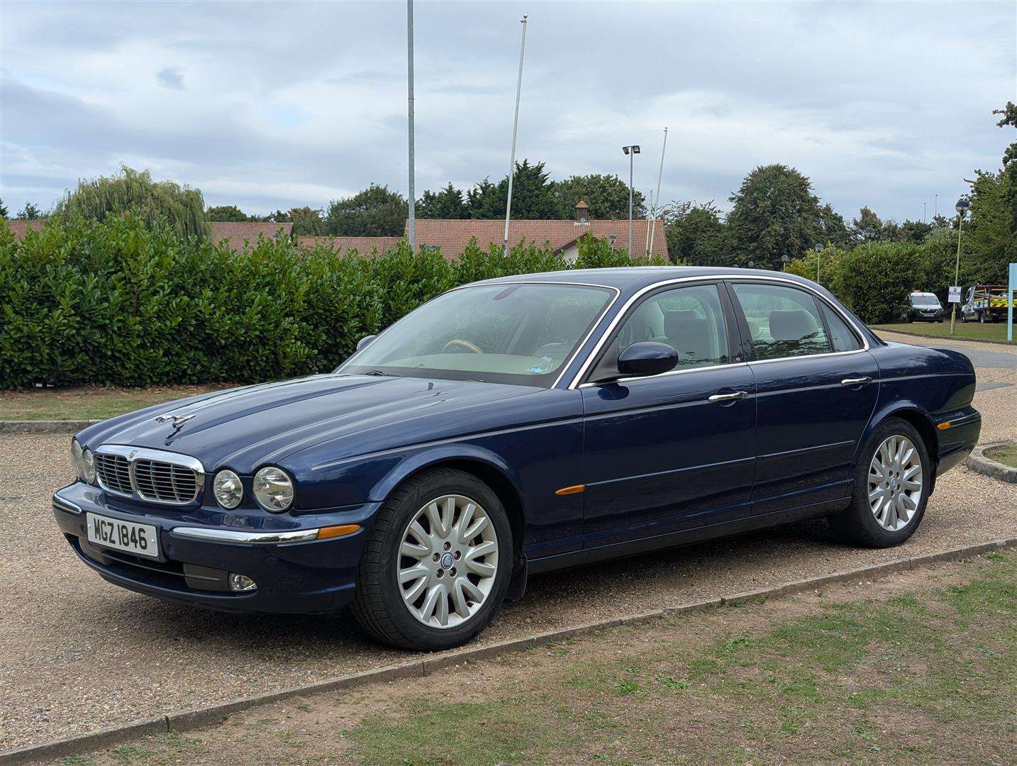 <p>2003 JAGUAR XJ8 V8 SE AUTO</p>