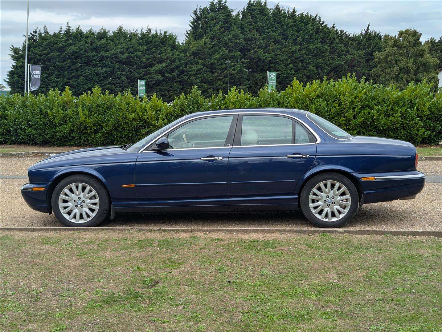 <p>2003 JAGUAR XJ8 V8 SE AUTO</p>