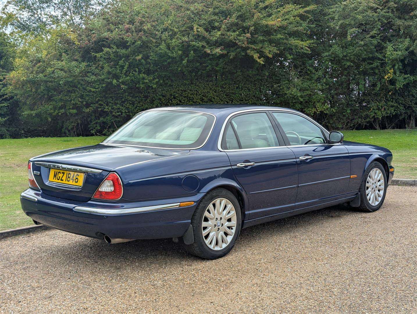 <p>2003 JAGUAR XJ8 V8 SE AUTO</p>