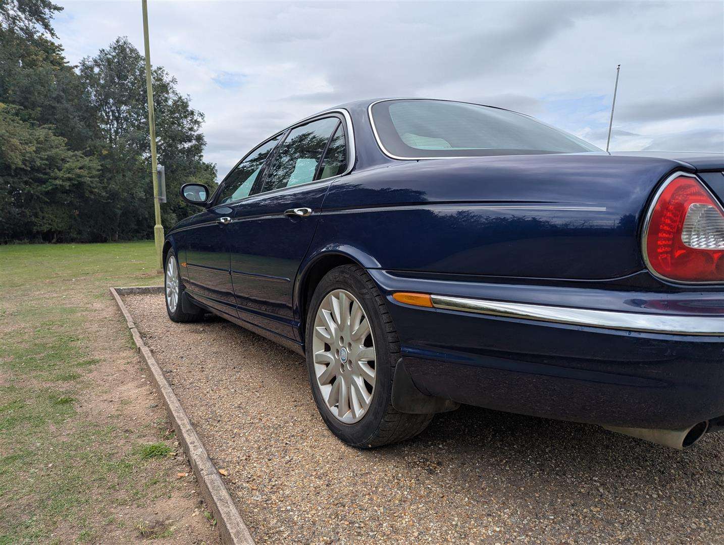 <p>2003 JAGUAR XJ8 V8 SE AUTO</p>