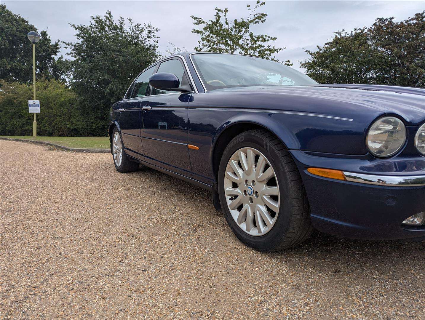 <p>2003 JAGUAR XJ8 V8 SE AUTO</p>