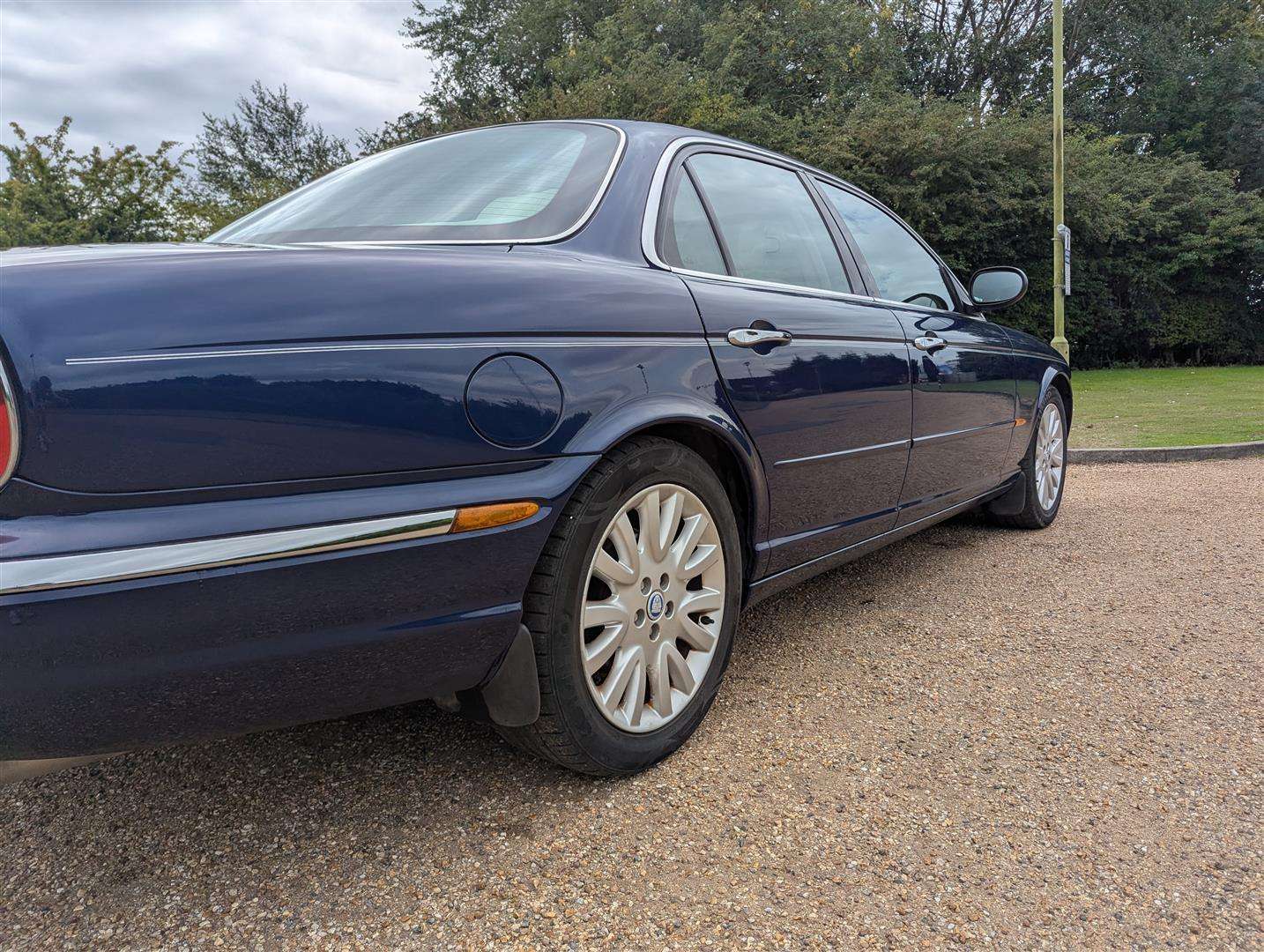 <p>2003 JAGUAR XJ8 V8 SE AUTO</p>