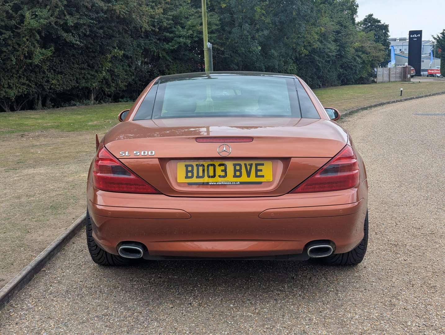 <p>2003 MERCEDES SL500</p>