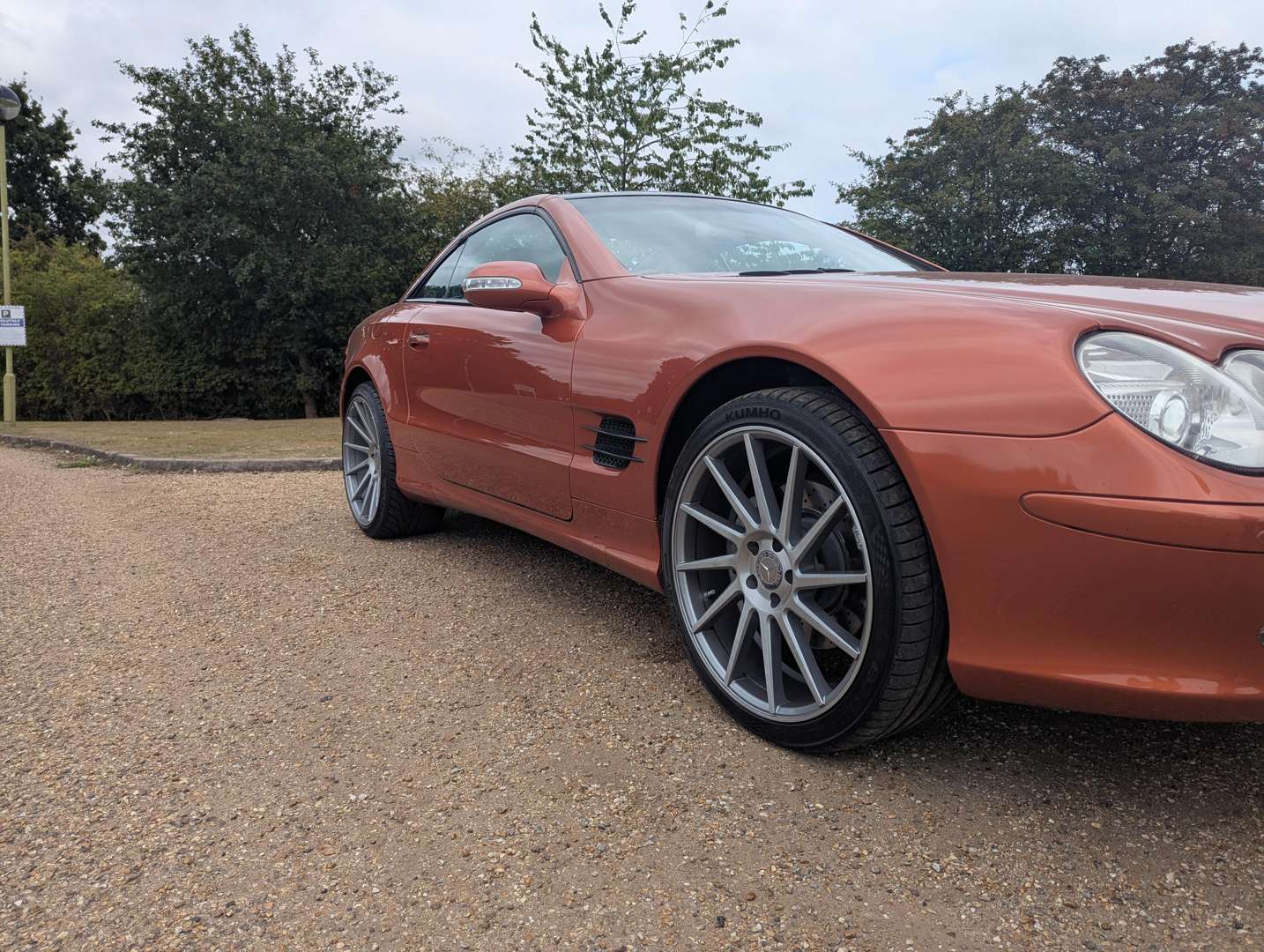 <p>2003 MERCEDES SL500</p>
